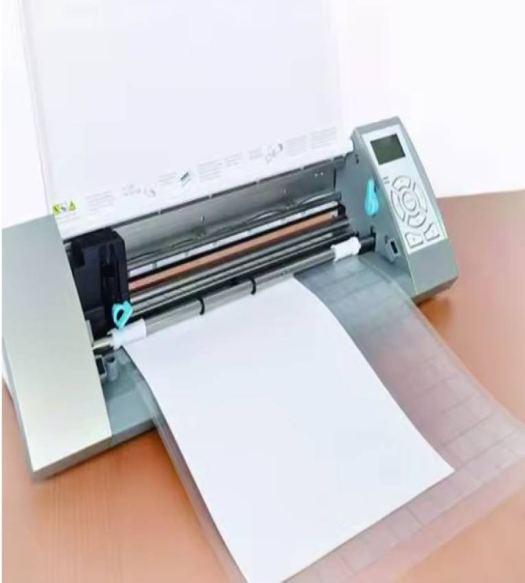 Tapis de découpe professionnel, Surface antidérapante, dimensions 22,5x33,6 cm, durable et compatible  . Idéal pour les créatifs